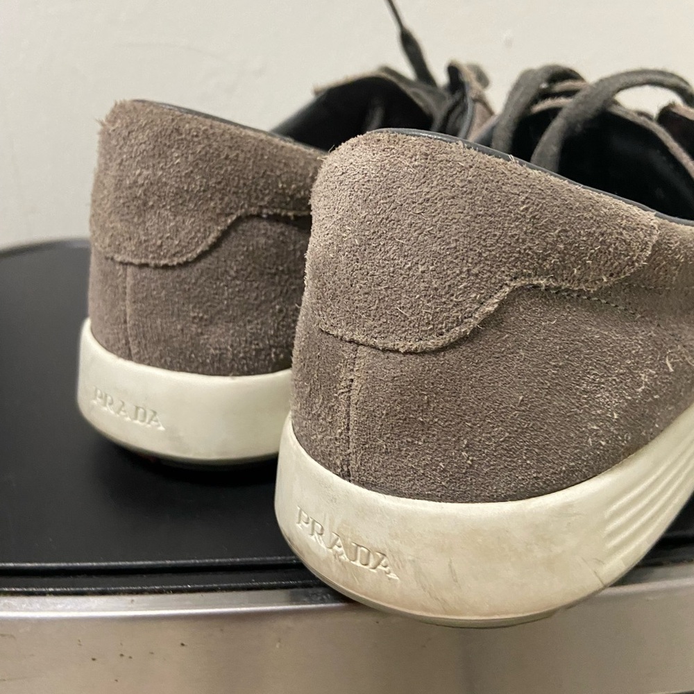 Prada 4E2336 Grey Suede Designer Sneakers Casua Shoes Size 8.5 Vintage Y2K 2000s - Picture 6 of 15